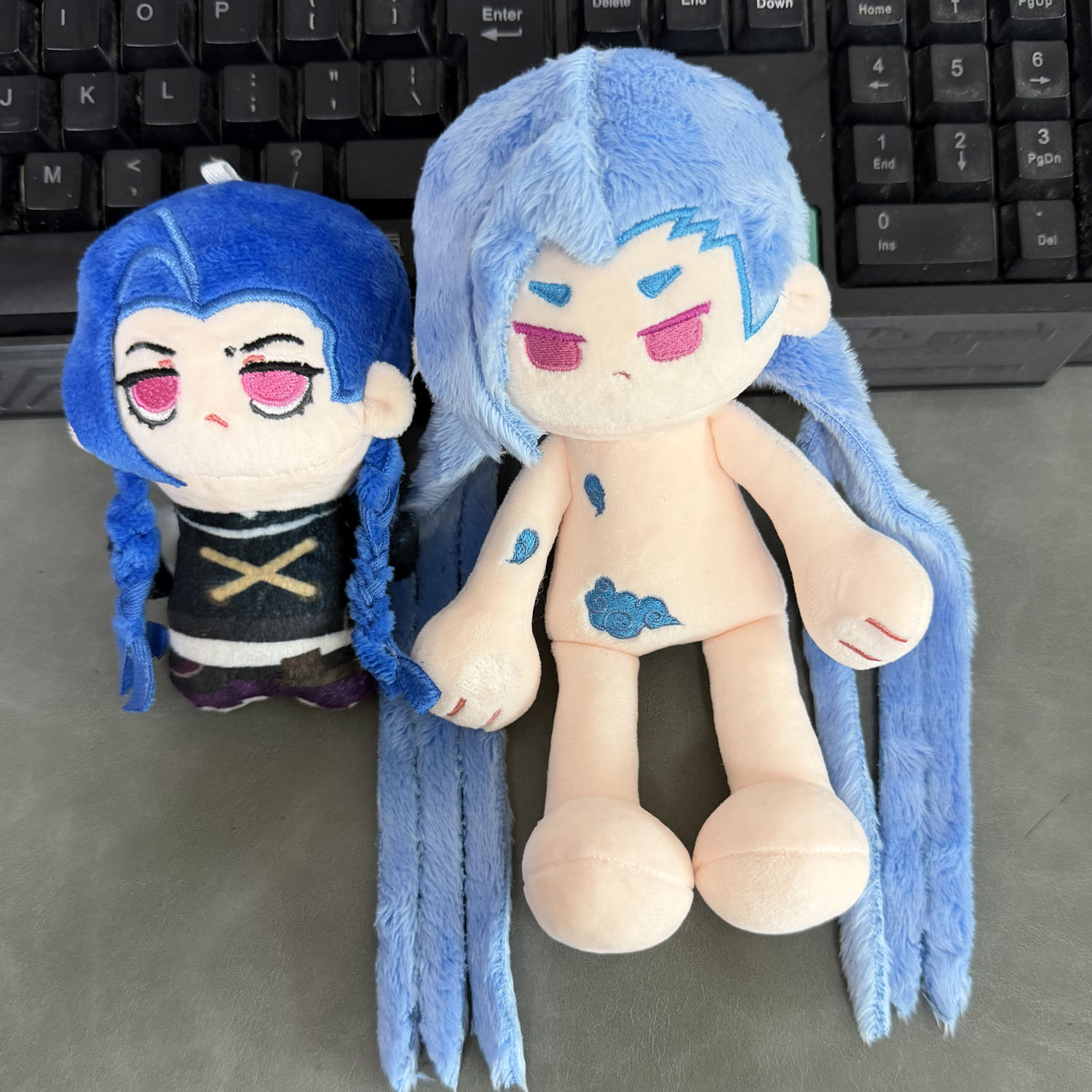 Peluche Anime Game Powder Jinx - Cosplay Plushie Prop recensione e prezzo